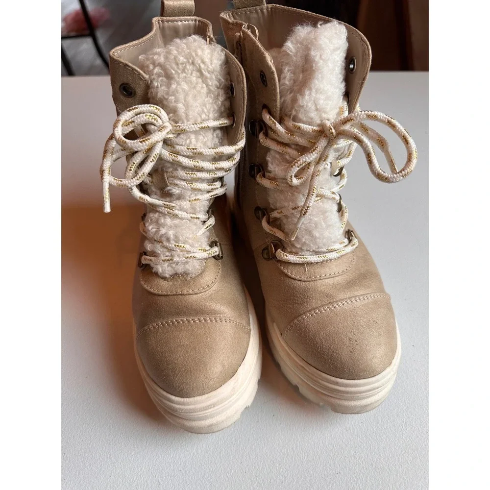 Art Class Girls Tan Faux Suede Shearling Combat Boots Size 13 Side Zip Lug Sole